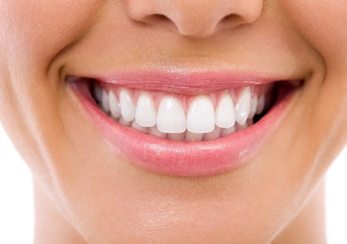 If DIY Whitening Will Work, Why is It Important to See an Etobicoke ON Area Dentist?